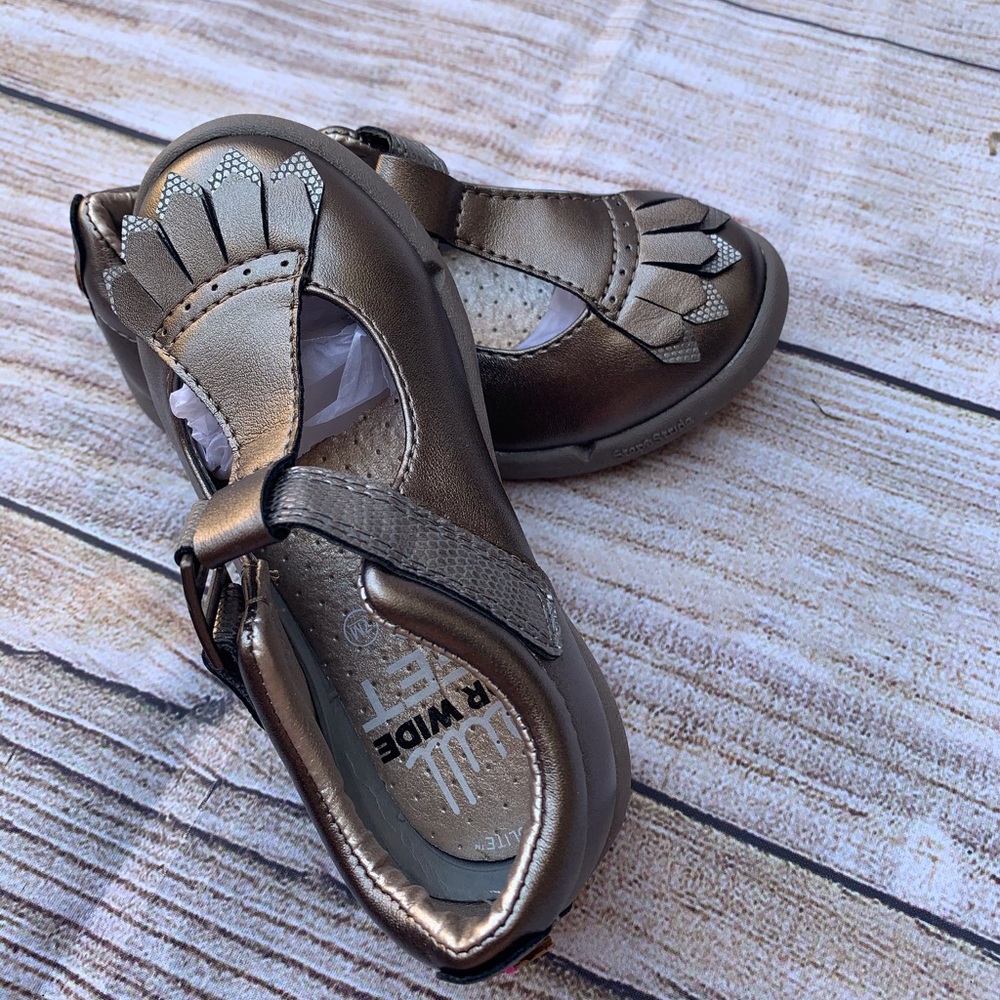 Vida Kids Mary Jane Shoe SZ 7m